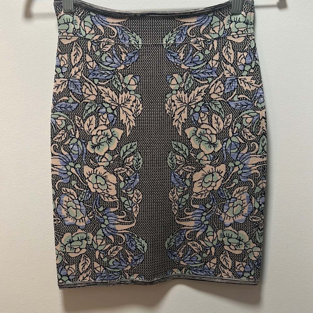 BCBG MAXAZRIA - Floral Power Skirt - Size S